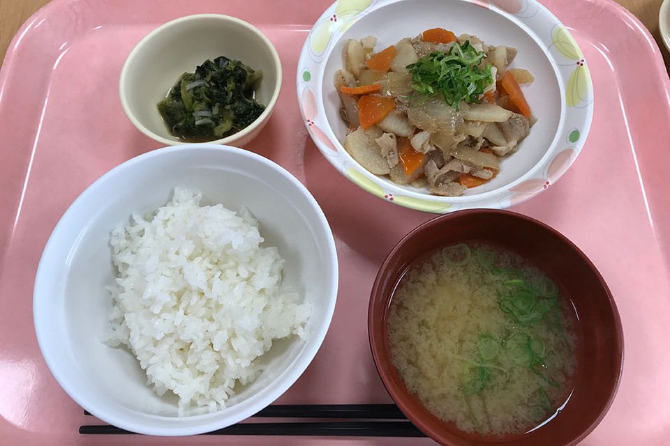 昼食